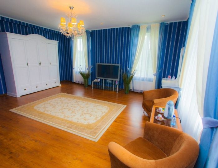 Номер "V.I.P." - База отдыха «Хуторок» Нововолково