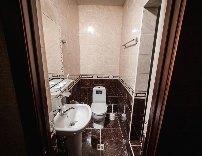 Двухместный номер с двуспальной кроватью и дополнительной кроватью - Мини-отель «Кураж»