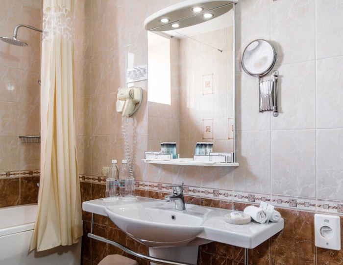 джуниор сюит - Отель «Грин Холл» Каменск-Уральский