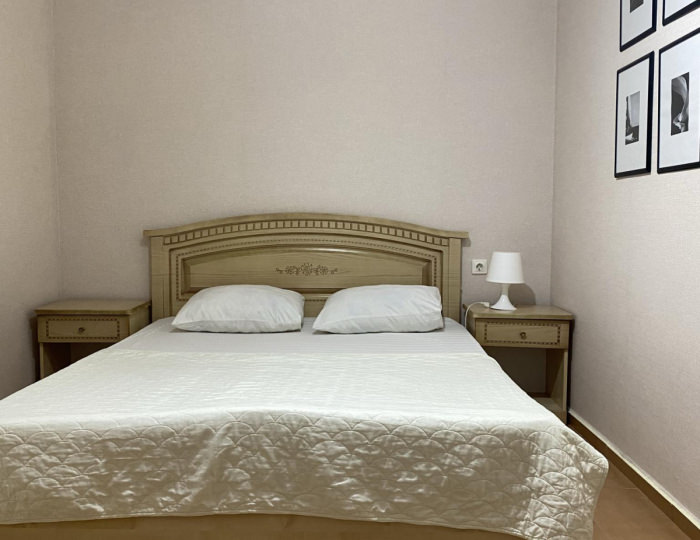 Номер стандарт с 1 двуспальной кроватью - Гостевой дом «Сказочный мир - Геленджик» Геленджик