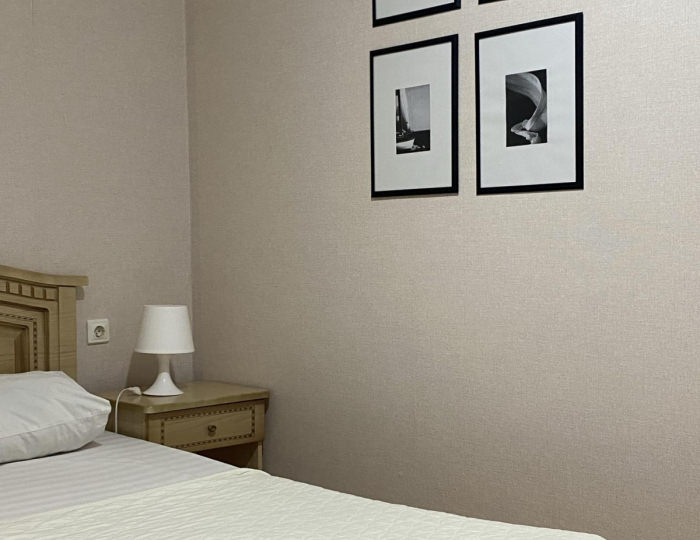 Номер стандарт с 1 двуспальной кроватью - Гостевой дом «Сказочный мир - Геленджик» Геленджик