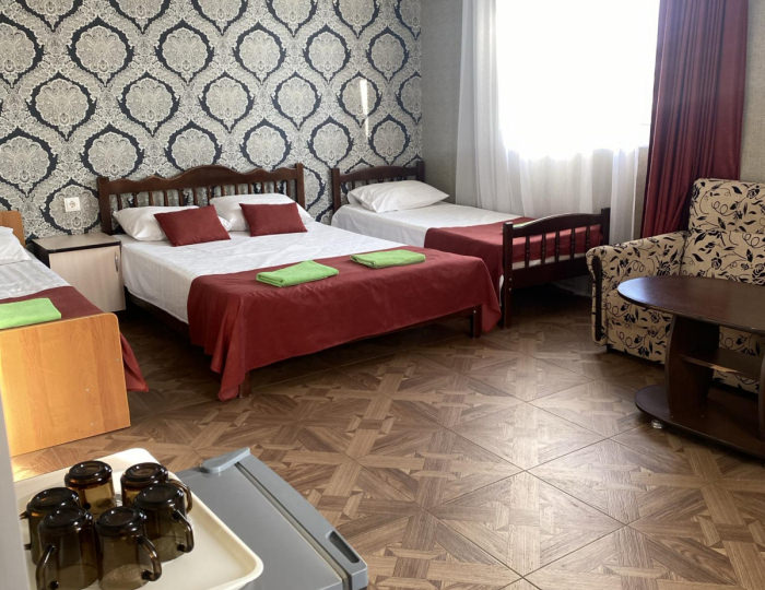 7-местный номер стандарт семейный - Гостевой дом «Сказочный мир - Геленджик» Геленджик