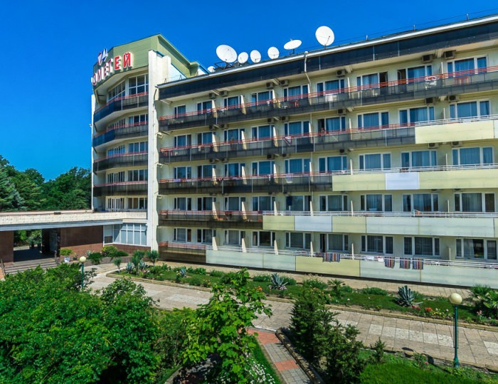 Отель «Прометей Небуг»