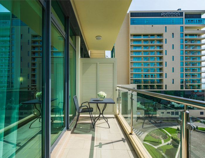 Привилегированный c двуспальной кроватью и балконом, вид на море - Отель Меркюр Сочи Центр / Mercure Sochi Centre