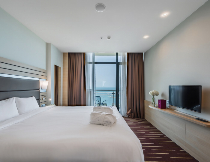 Люкс 2-местный Люкс с большой двуспальной кроватью - Отель Меркюр Сочи Центр / Mercure Sochi Centre