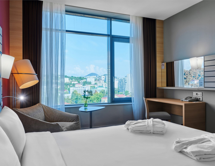 Представительский 2-местный вид на город - Отель Меркюр Сочи Центр / Mercure Sochi Centre