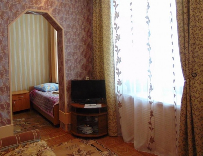 Улучшенный 3-местный №2(2,6,11,12) - Санаторий «Яровое» Яровое