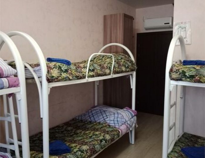 койко-место в 8-местном номере - Отель «Петровский» Лодейное Поле