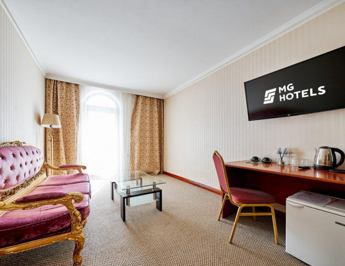 Номер студия с 1 двуспальной кроватью - Отель «Москва Отель Холидеи Коллекшен» Картмазово