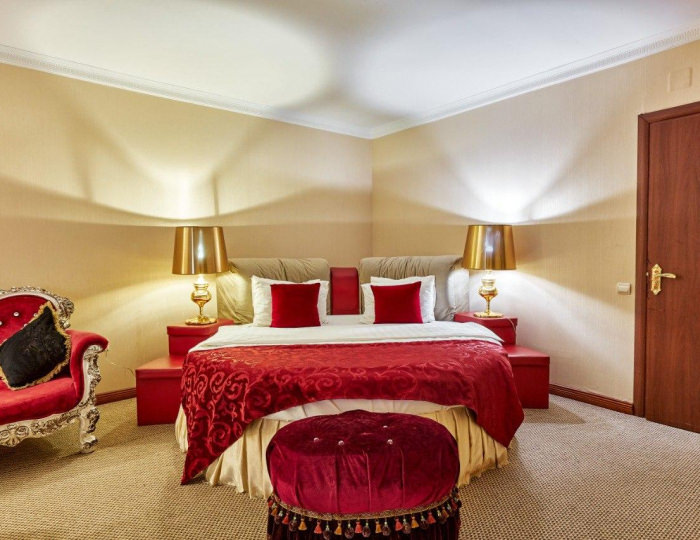 Номер люкс премиум - Отель «Москва Отель Холидеи Коллекшен» Картмазово