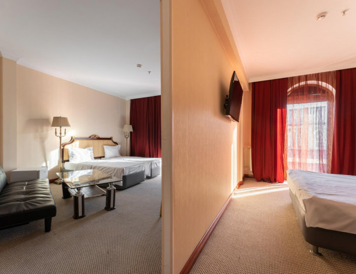 Номер люкс семейный - Отель «Москва Отель Холидеи Коллекшен» Картмазово