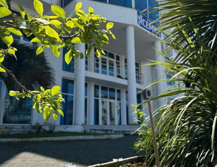 Отель «Ясемин» Сухум