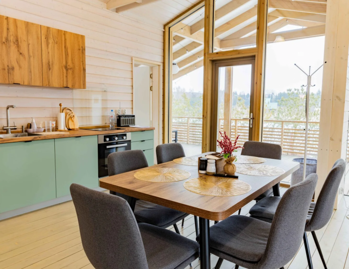 Глэмпинг «Обкомовская дача» Мышенское