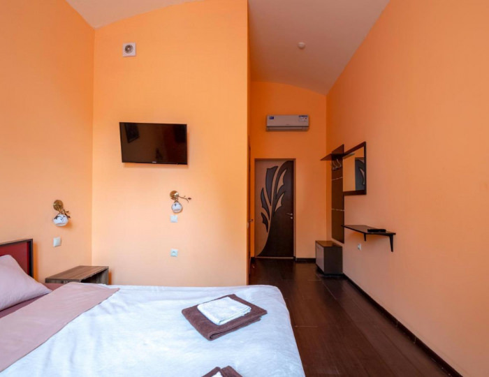 Номер стандарт с 1 двуспальной кроватью - Гостиница «Демидовъ» Балашиха