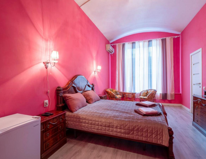 Номер люкс с 1 двуспальной кроватью - Гостиница «Демидовъ» Балашиха