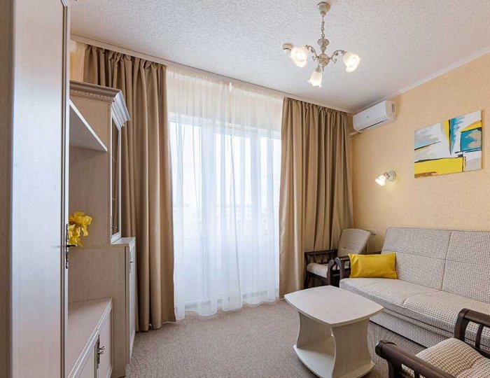 Джуниор - Парк-отель «Лазурный берег» Анапа