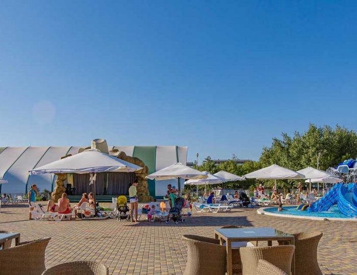 Бар у бассейна - Парк-отель «Лазурный берег» Анапа