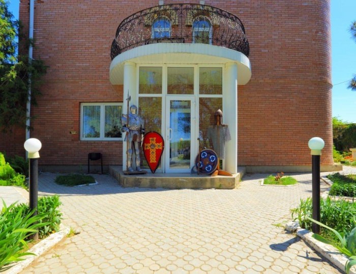 База отдыха «Замок» Самосделка