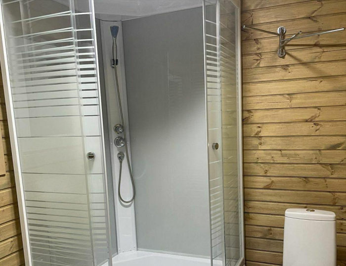 Номер улучшенный с 2 односпальными кроватями (с пансионом) - База отдыха «Седьмая жилка» Кировский