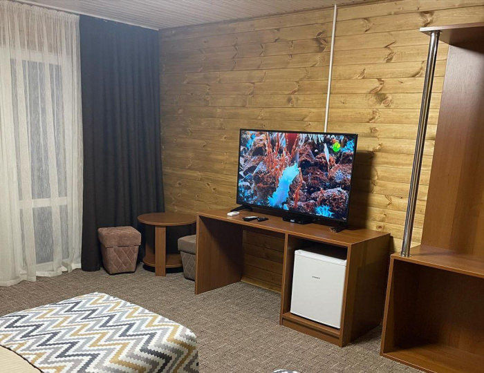 Номер улучшенный с 2 односпальными кроватями (с пансионом) - База отдыха «Седьмая жилка» Кировский