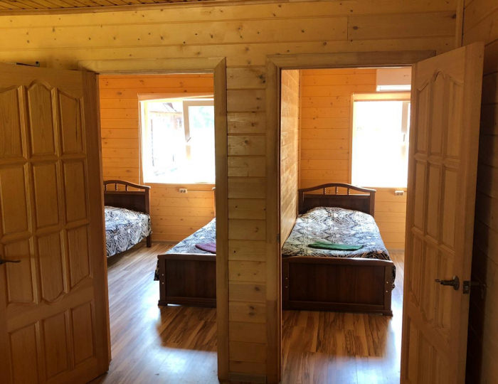 Коттедж улучшенный с 4 односпальными кроватями - База отдыха «Станья» Станья