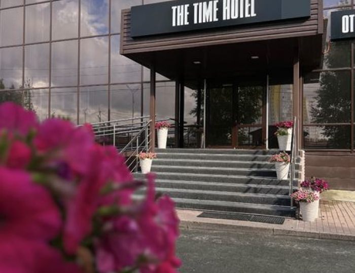 Отель «Тайм хотел» Пыть-Ях
