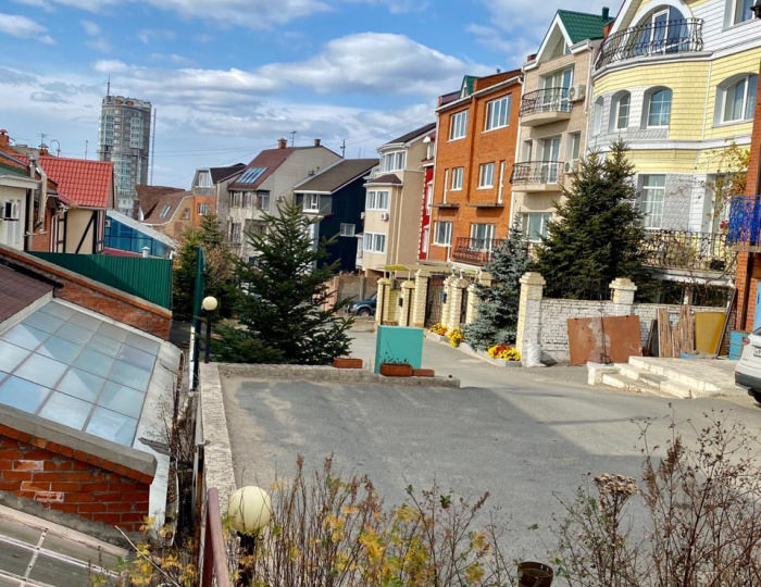 Апартаменты студия (мансарда) - Гостевой дом «Буссе Хаус» Владивосток