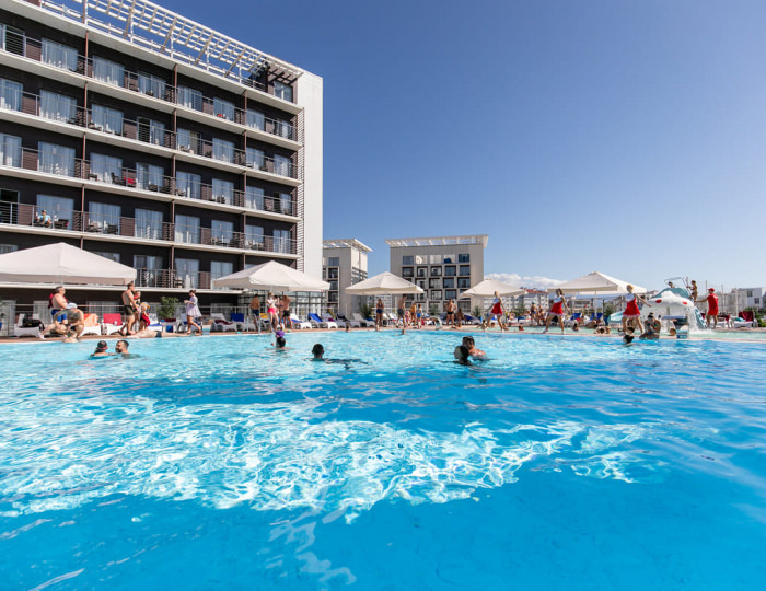 Отель Bridge Resort / Бридж Резорт