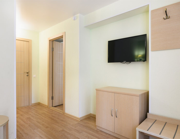 2-МЕСТНЫЙ 2-КОМНАТНЫЙ "КОМФОРТ" КОРПУС 6 - Санаторий «Алушта»