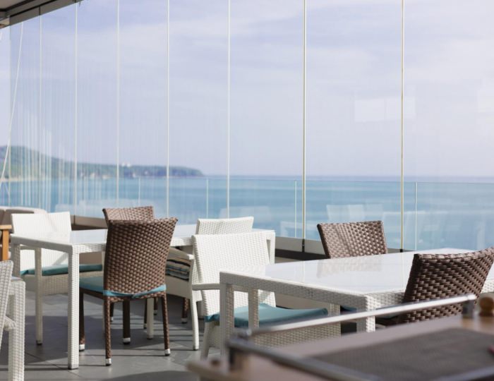 Зал-веранда - Отель Hidens Hotel / Хайденс Небуг