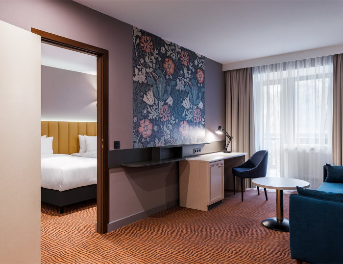 Двухкомнатный люкс - Парк-отель AZIMUT / Азимут Парк Отель Тула