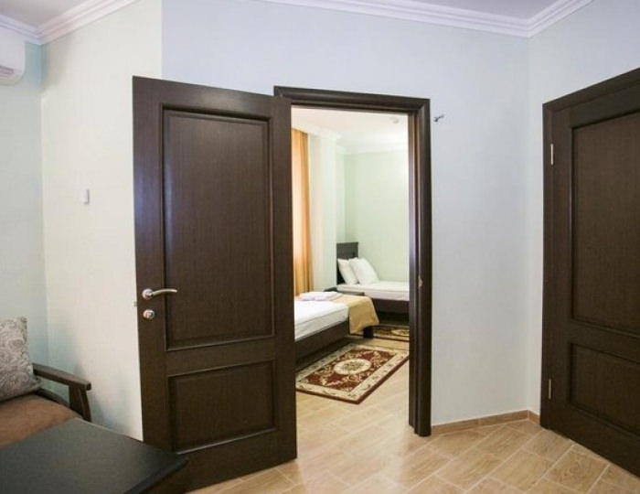 Полулюкс 2-местный 2-комнатный (вид на горы) - Отель «Акра» Сухум