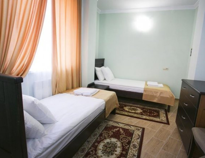 Полулюкс 2-местный 2-комнатный (вид на горы) - Отель «Акра» Сухум