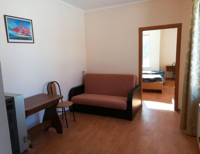 Номер стандарт семейный с 2 односпальными и 1 двуспальной кроватью - Мини-отель «Беликово»