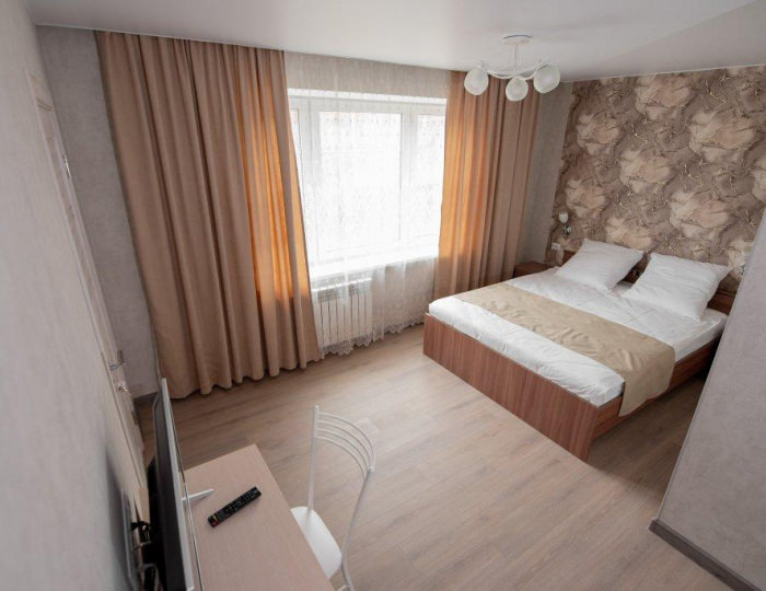 Номер стандарт с 1 двуспальной кроватью - Гостевой дом «На Кузнецкой» Псков