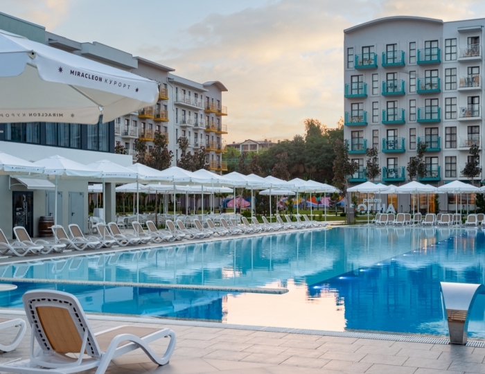 Отель Город Mira Resort & Spa Miracleon / Город Мира Резорт и Спа Мираклеон