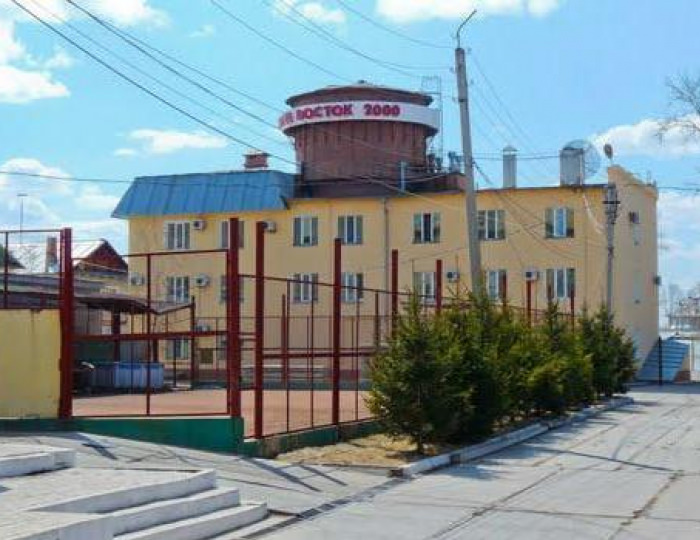 Жүкті киска порно Ол порноның артынан үнсіз жақындады