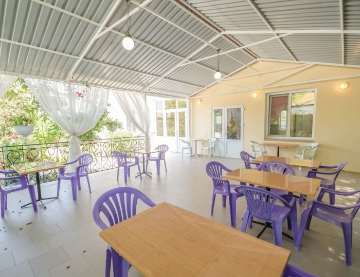 Рестораны и бары - Хостел «Вилла Любимая» Береговое