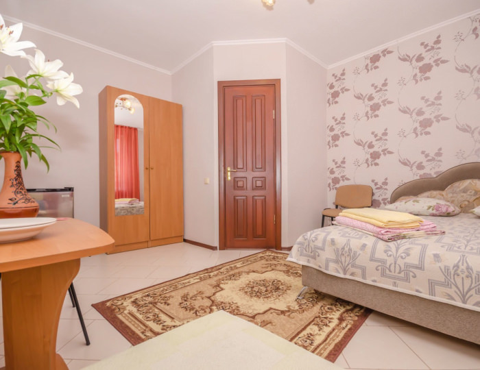 Стандарт 2-местный с доп.местом корпус 1 - Хостел «Вилла Любимая» Береговое