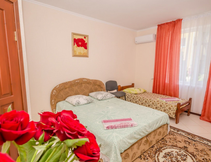 Стандарт Семейный 2-местный 1-комнатный корпус 1 - Хостел «Вилла Любимая» Береговое