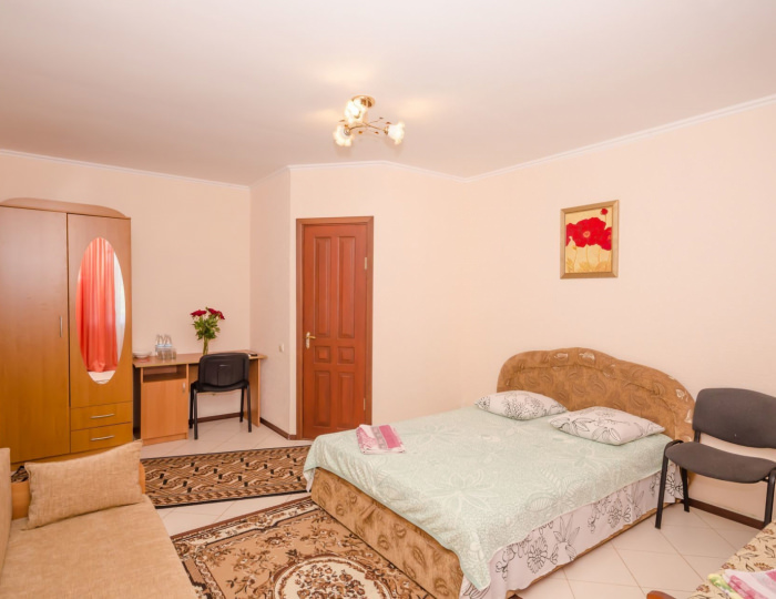 Стандарт Семейный 2-местный 1-комнатный корпус 1 - Хостел «Вилла Любимая» Береговое