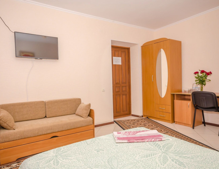 Стандарт Семейный 2-местный 1-комнатный корпус 1 - Хостел «Вилла Любимая» Береговое