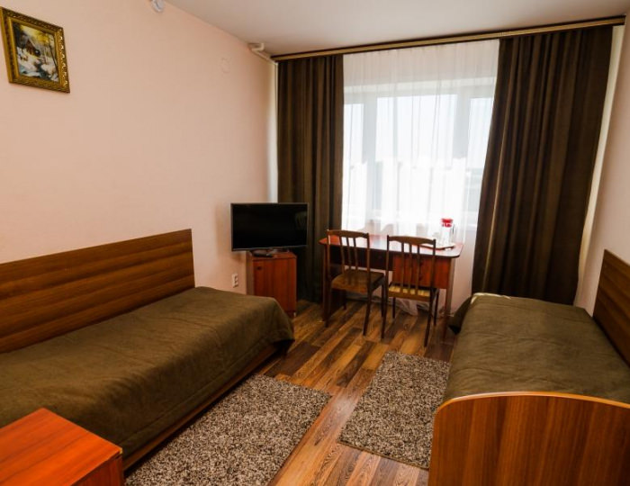 Номер стандарт с 2 односпальными кроватями (с завтраком) - Гостиница «Центральная» Бийск