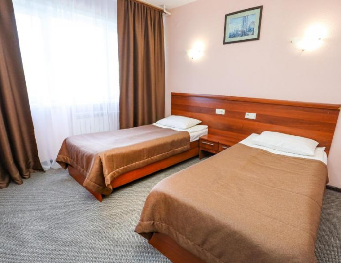 Номер комфорт с 2 односпальными кроватями (с завтраком) - Гостиница «Центральная» Бийск