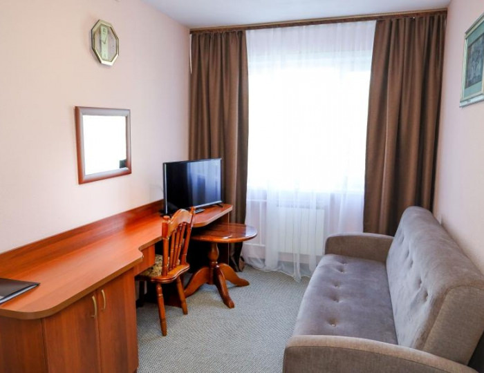 Номер комфорт с 2 односпальными кроватями (с завтраком) - Гостиница «Центральная» Бийск