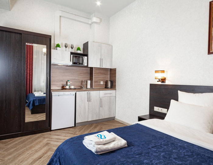 Номер студия комфорт с 1 двуспальной кроватью (с завтраком) - Гостиница «Облака» Бийск