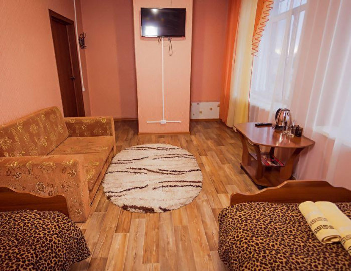 Номер эконом с 2 односпальными кроватями (с завтраком) - Мини-отель «ФорсажЪ» Бийск