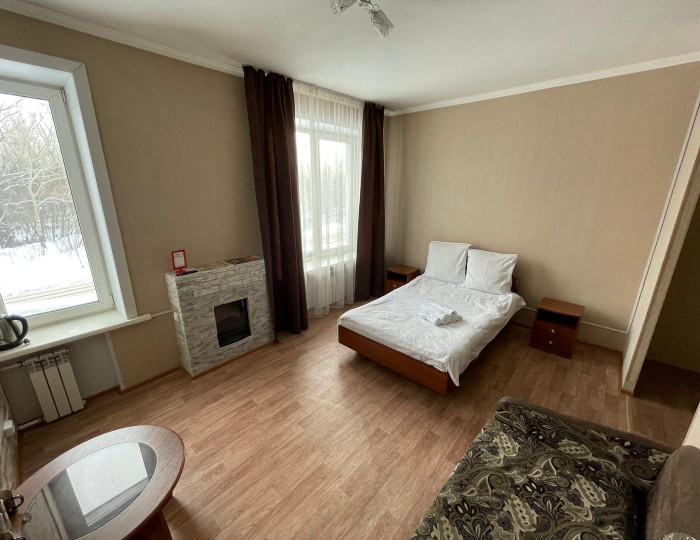 Номер стандарт с 1 двуспальной кроватью (с завтраком) - Мини-отель «ФорсажЪ» Бийск