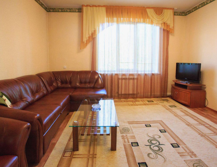 5-комнатные апартаменты стандарт (с завтраком) - Гостиница «Восток» Бийск