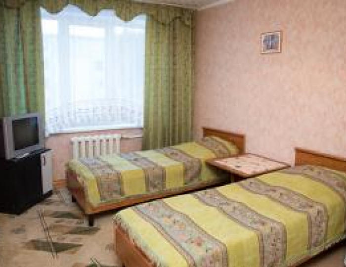 Номер стандарт эконом с 2 односпальными кроватями (с завтраком) - Гостиница «Восток» Бийск